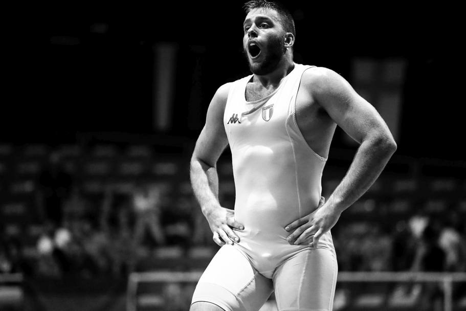 Le emozioni della lotta: Luca Svaicari, bronzo greco romana -97 kg. Foto DEFELICIANTONIO